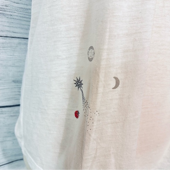 Lucky Brand Women's Good Luck Symbols Good Fortune Tee T Shirt Clover Large - Picture 6 of 12